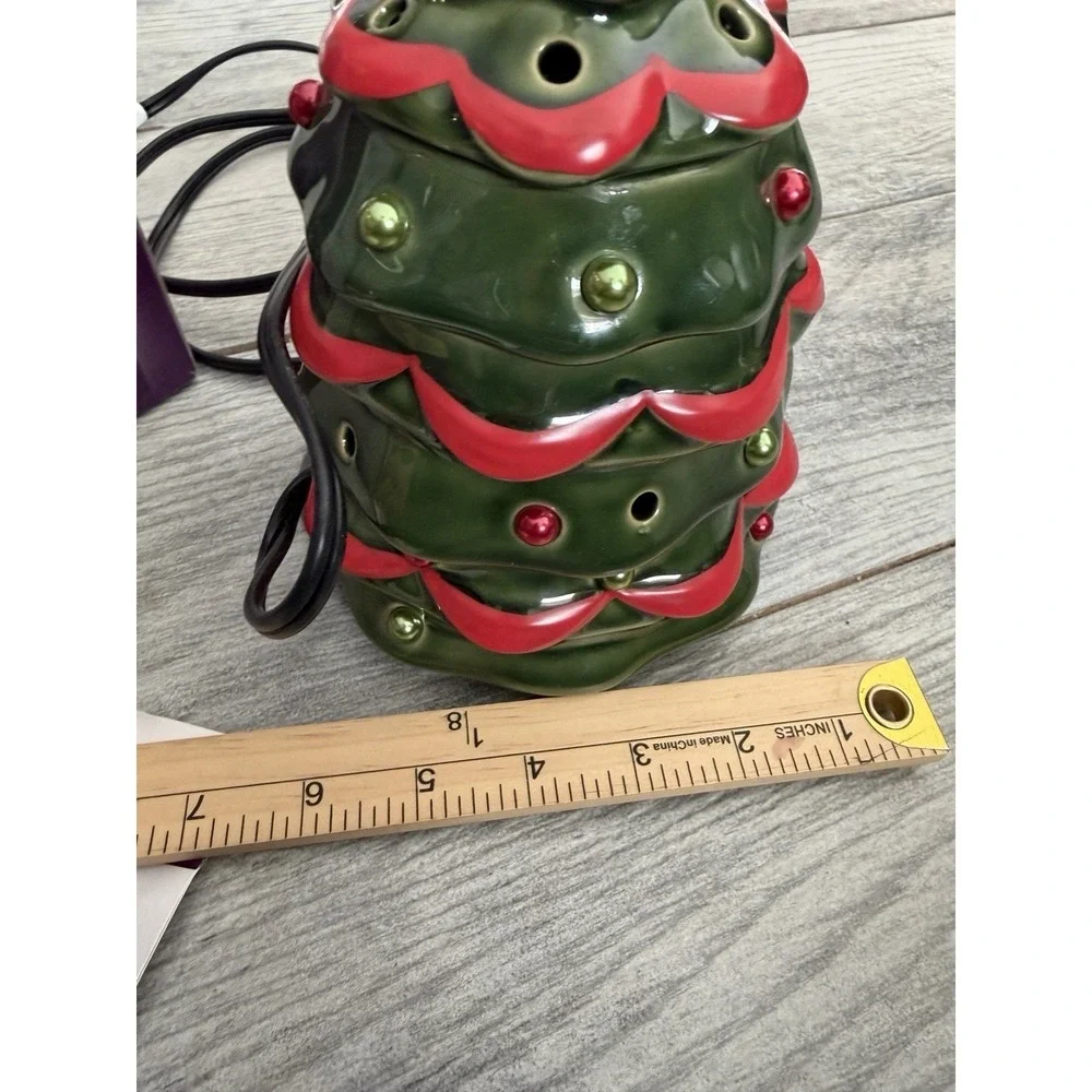 Scentsy Christmas Tree Wax Warmer Holiday Ceramic Full Size w Box Premium 23934‎